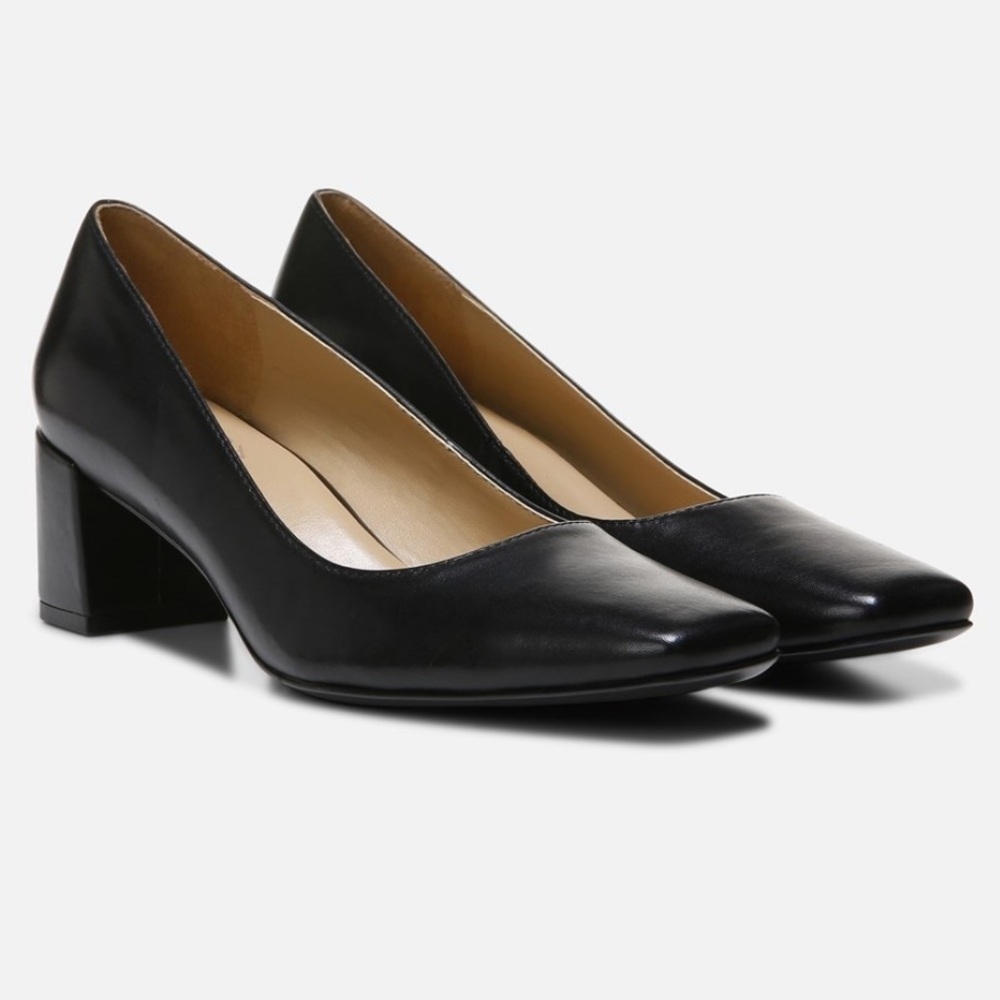 Like New! Naturalizer Karina Pump